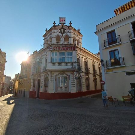 Hotel Cervantes Бадахос Экстерьер фото